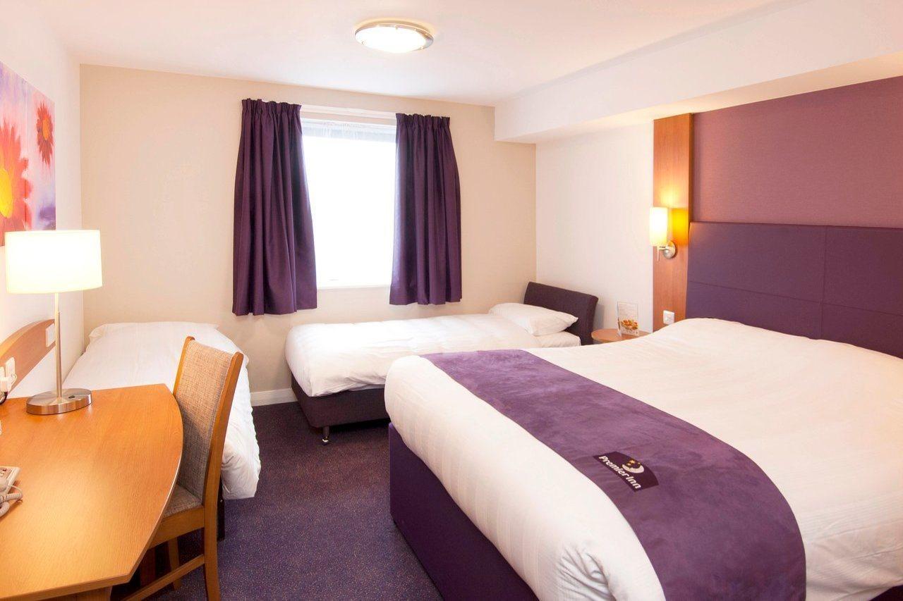 Premier Inn Exeter Central St. Davids Kültér fotó