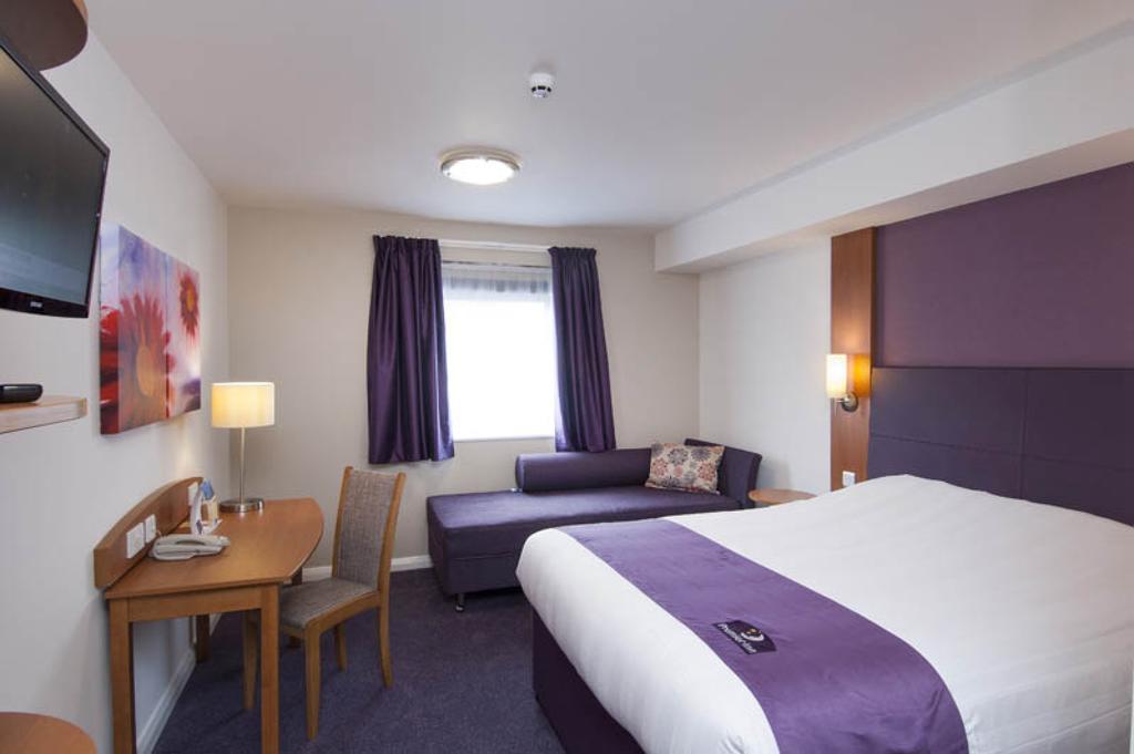 Premier Inn Exeter Central St. Davids Szoba fotó